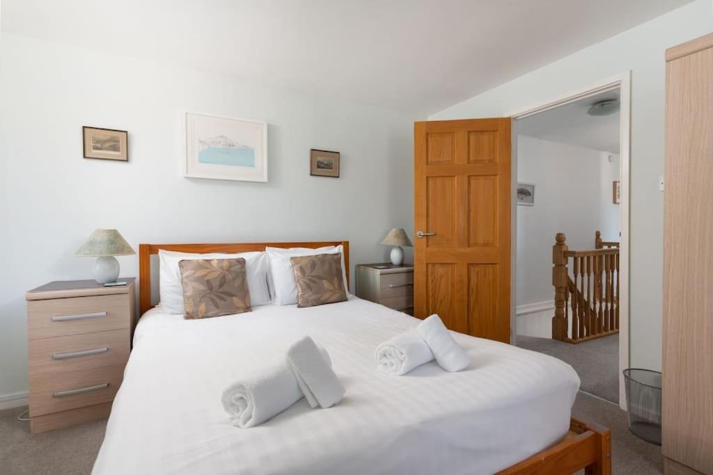 Charming 3 Bedroom Harbour Cottage With Parking Penzance Exterior foto